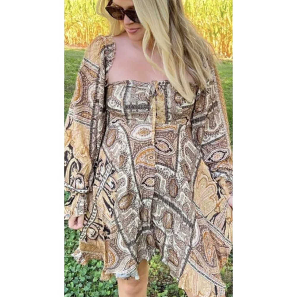 VICI Women Bell Sleeve Square Neck Paisley Mini Dress Sz S Gold Summer 77-8